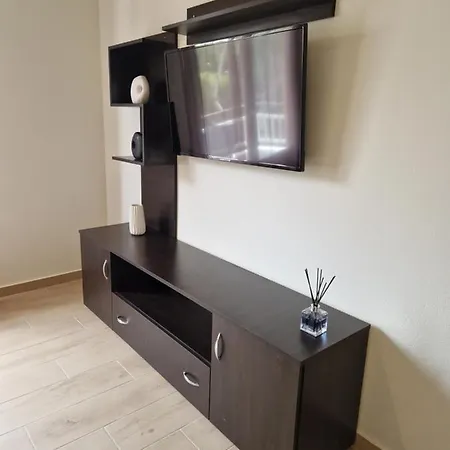 Apartment Above Near The Airport Artemida (Attica)