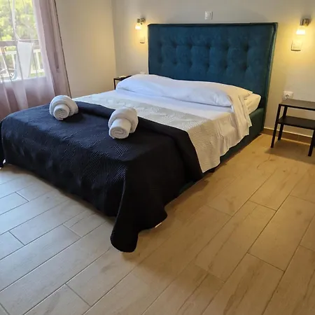 Apartment Above Near The Airport Artemida (Attica)